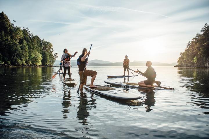 stand up paddleboarding lessons sup instruction sunset pender island by pender island kayak adventures